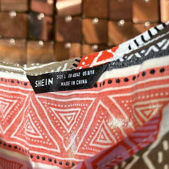 Shein Orange Pink Tan Black & Cream Print Short Sleeve Cold Shoulder Blouse Sz L - Picture 5 of 9